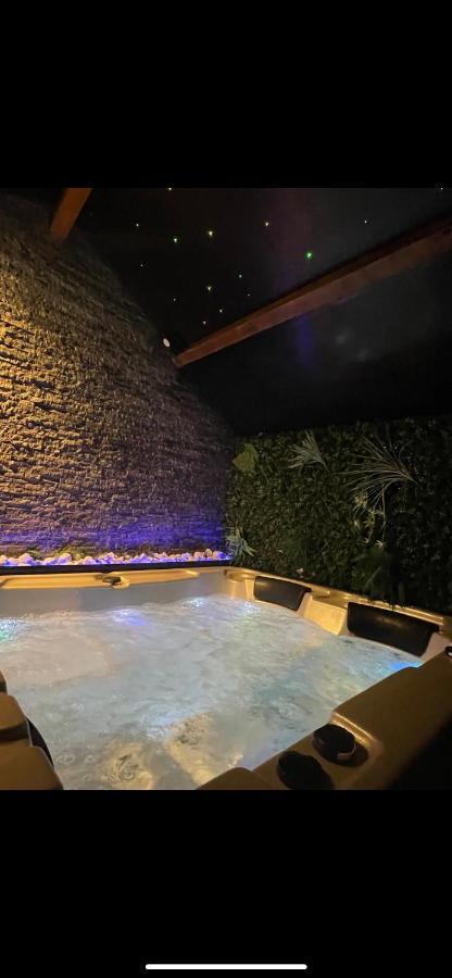 Spa&House91 Mennecy エクステリア 写真